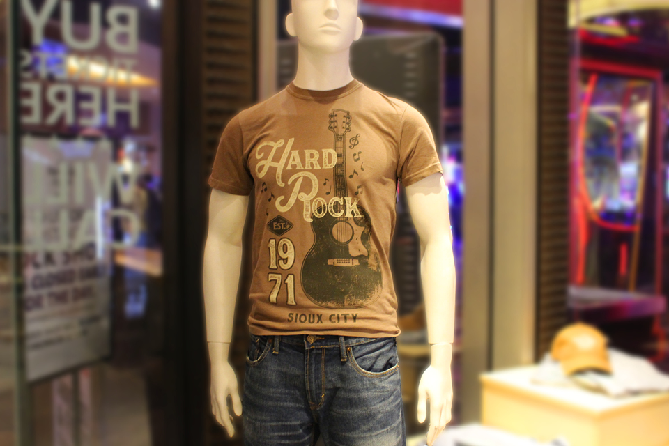 HRSC_88425_RS_ClothingImages_Resized_IM_960 x 6402