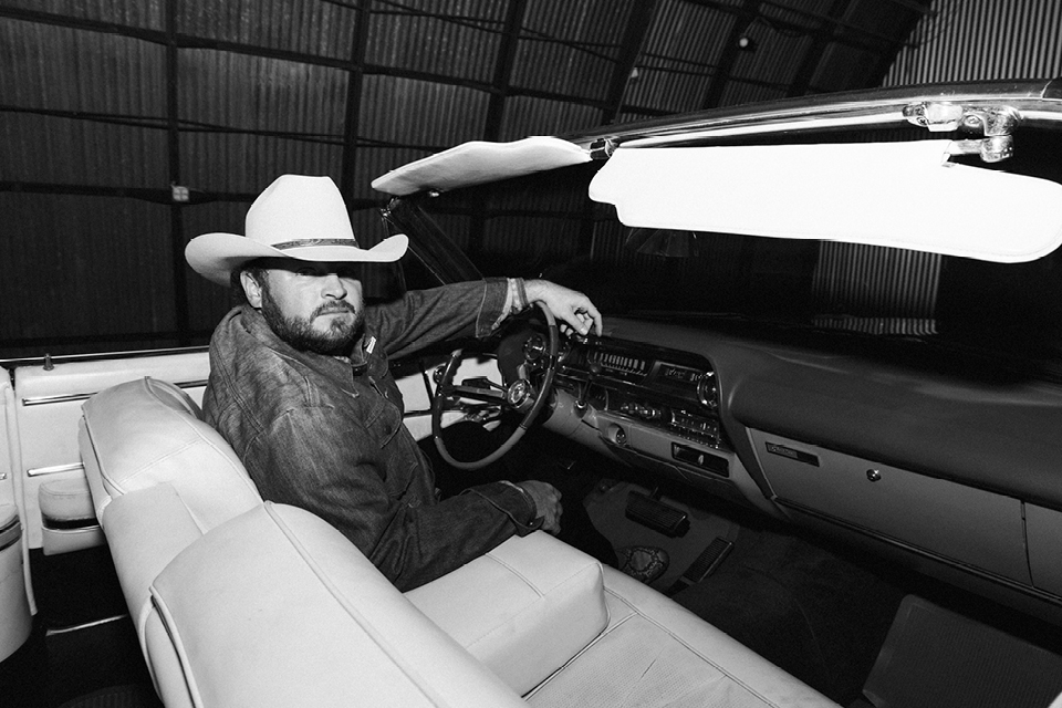 HRSC_91302_ENT Anthem Josh Abbott Band - Image_IM_960 x 640