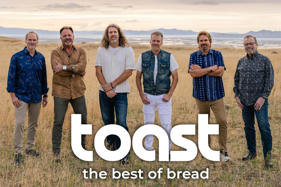 HRSC_93727_ENT Anthem Toast – Image_IM_960 x 640